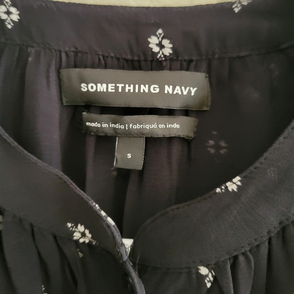 Something Navy Blouse Size Small - Picture 3 of 6